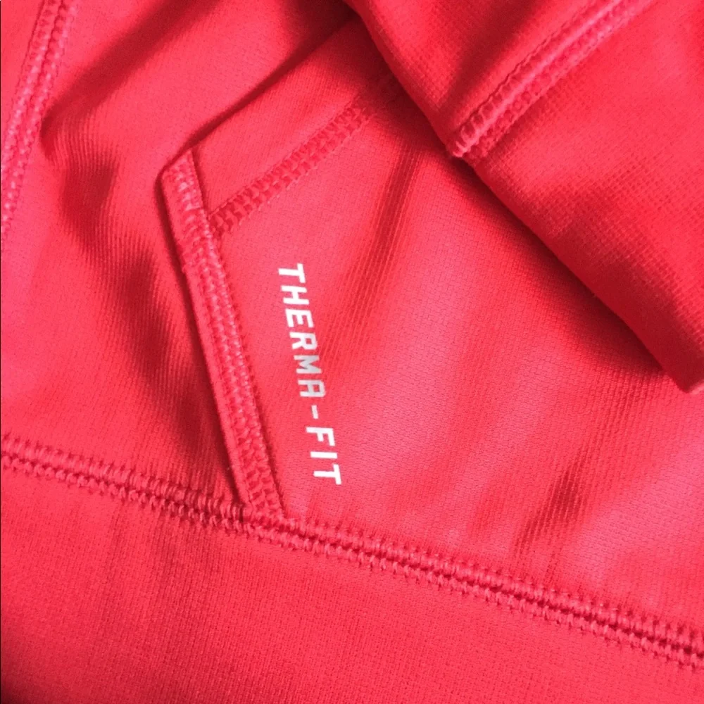 Nike therma fit red hoodie - Picture 3 of 5